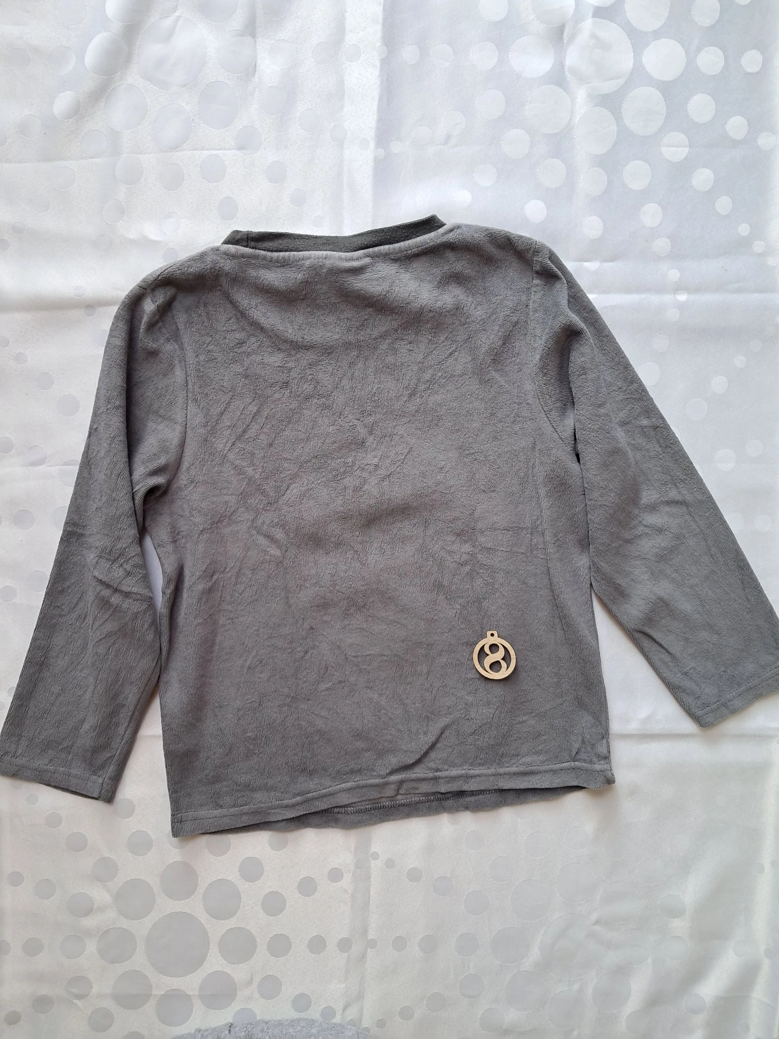 Pijama de terciopelo Minions talla 8 años – photo 4